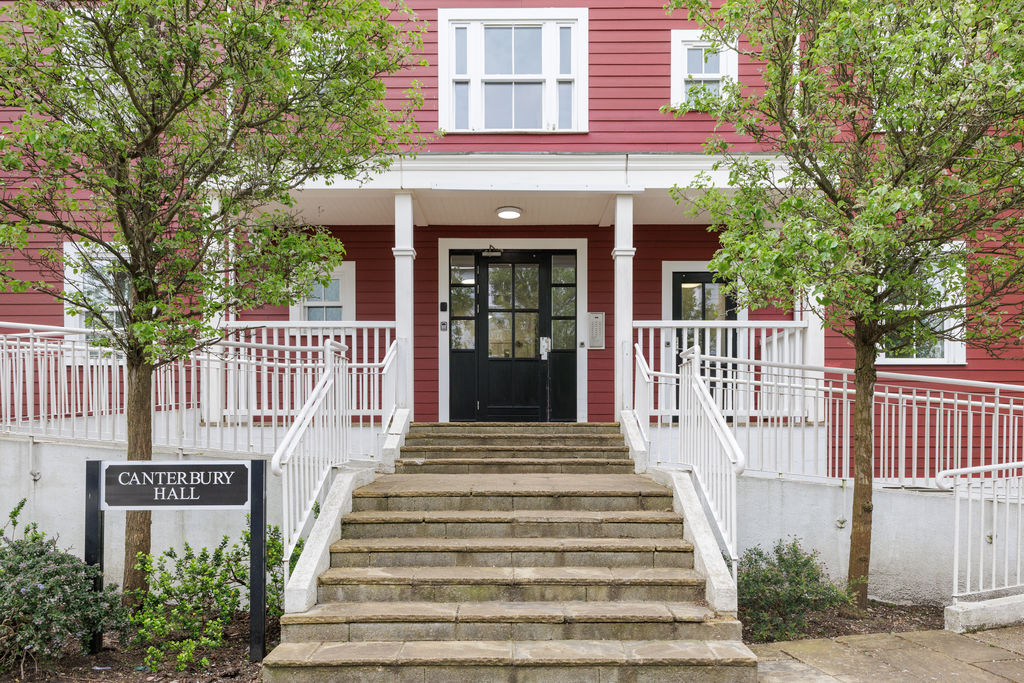 Ivy Gate- click for photo gallery